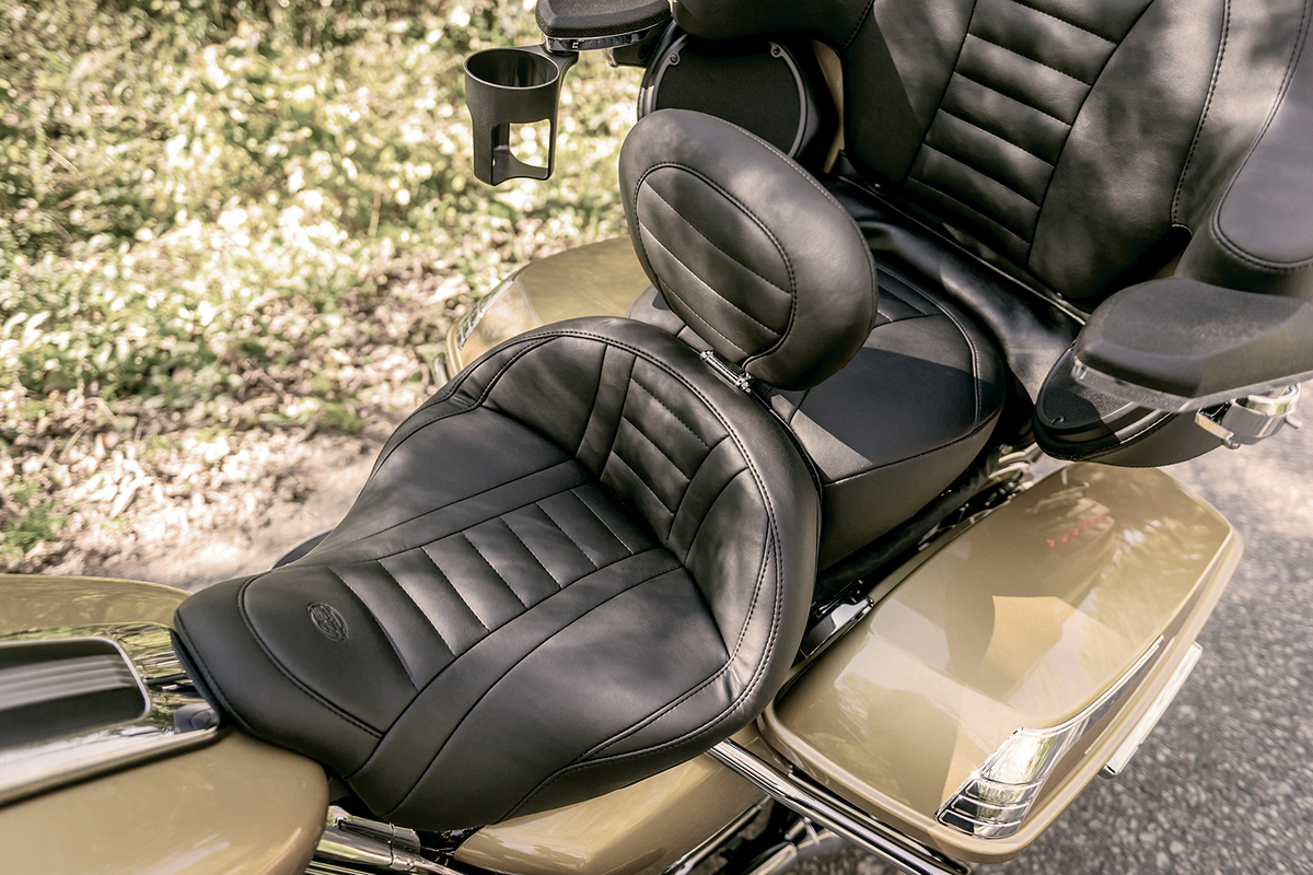 Mustang Removable Driver Backrest - Tuck and Roll