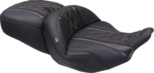 Mustang Deluxe One-Piece, 2-Up Seat - Diamond - Mandarin Orange Stitch - FLT/FLH '23-'25