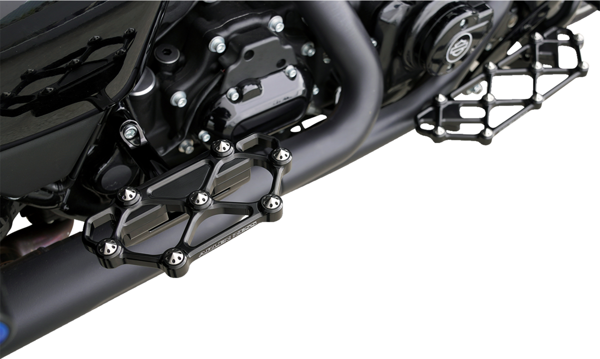 Arlen Ness Diamond Floorboards - Passenger - Black